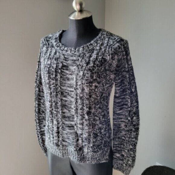 Streetwear Society Cable Knit Sweater women's sz M - Picture 2 of 4